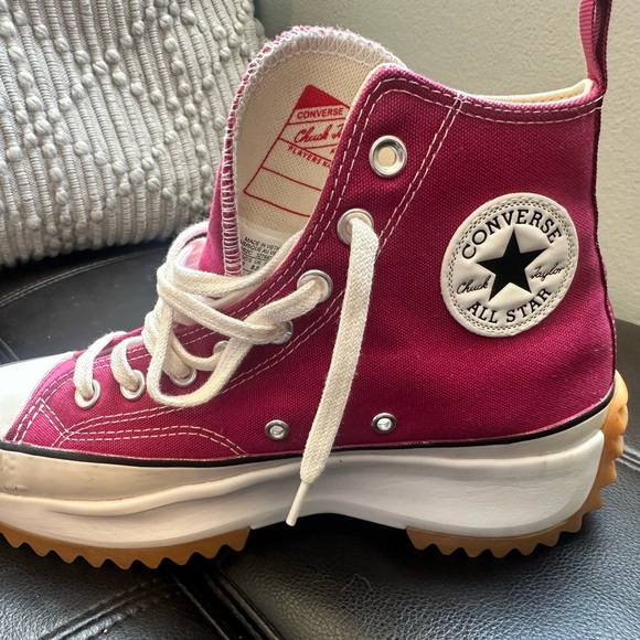 Converse Women's Run Star Hike Hi Midnight Hibiscus Platform Sneakers - Picture 13 of 14